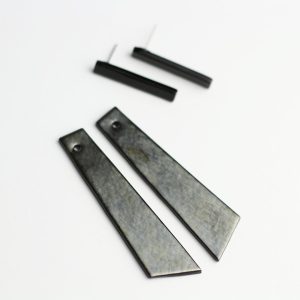 VITRUM - black & metallic silver