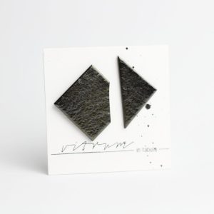 LEA - metallic silver