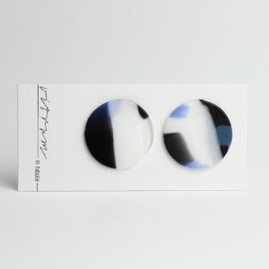 NOVE - black, white & blue fusion
