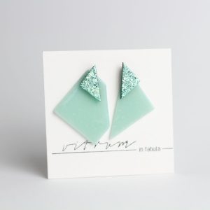 D.D. - blue robbin's egg + light green
