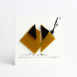 DUO - butterscotch + black