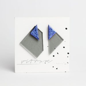 D.D. - grey transparent + dark purple