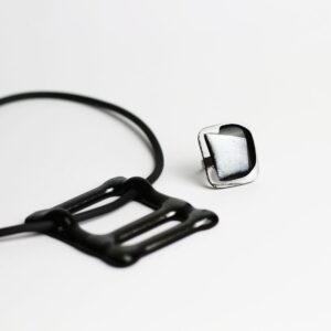 B2S | black & metallic - VITA x OBI